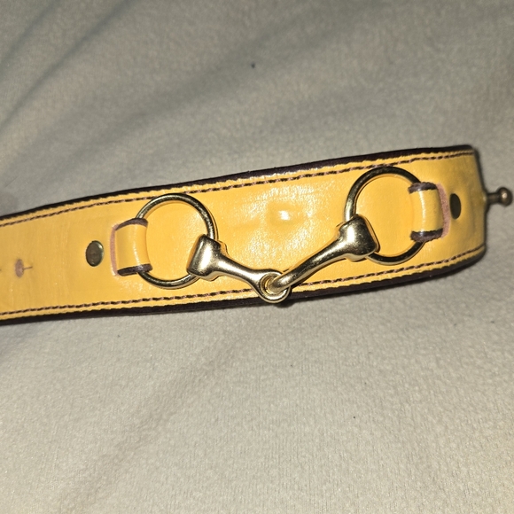 Designer leather cuff bracelet in mustard horsebit - Picture 3 of 5